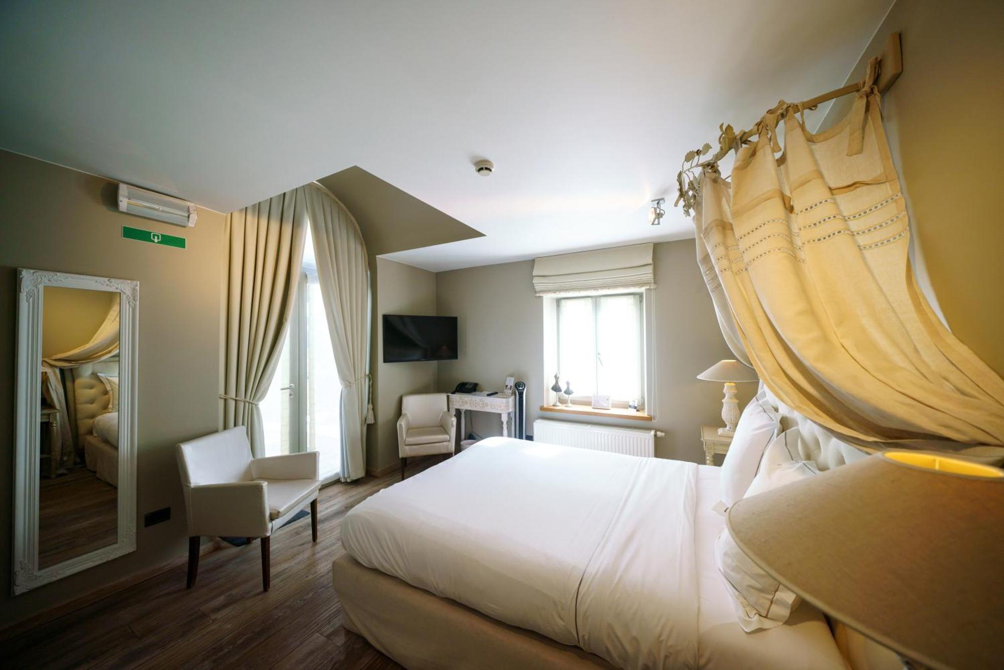 דורבורי Hotel Saint-Amour מראה חיצוני תמונה