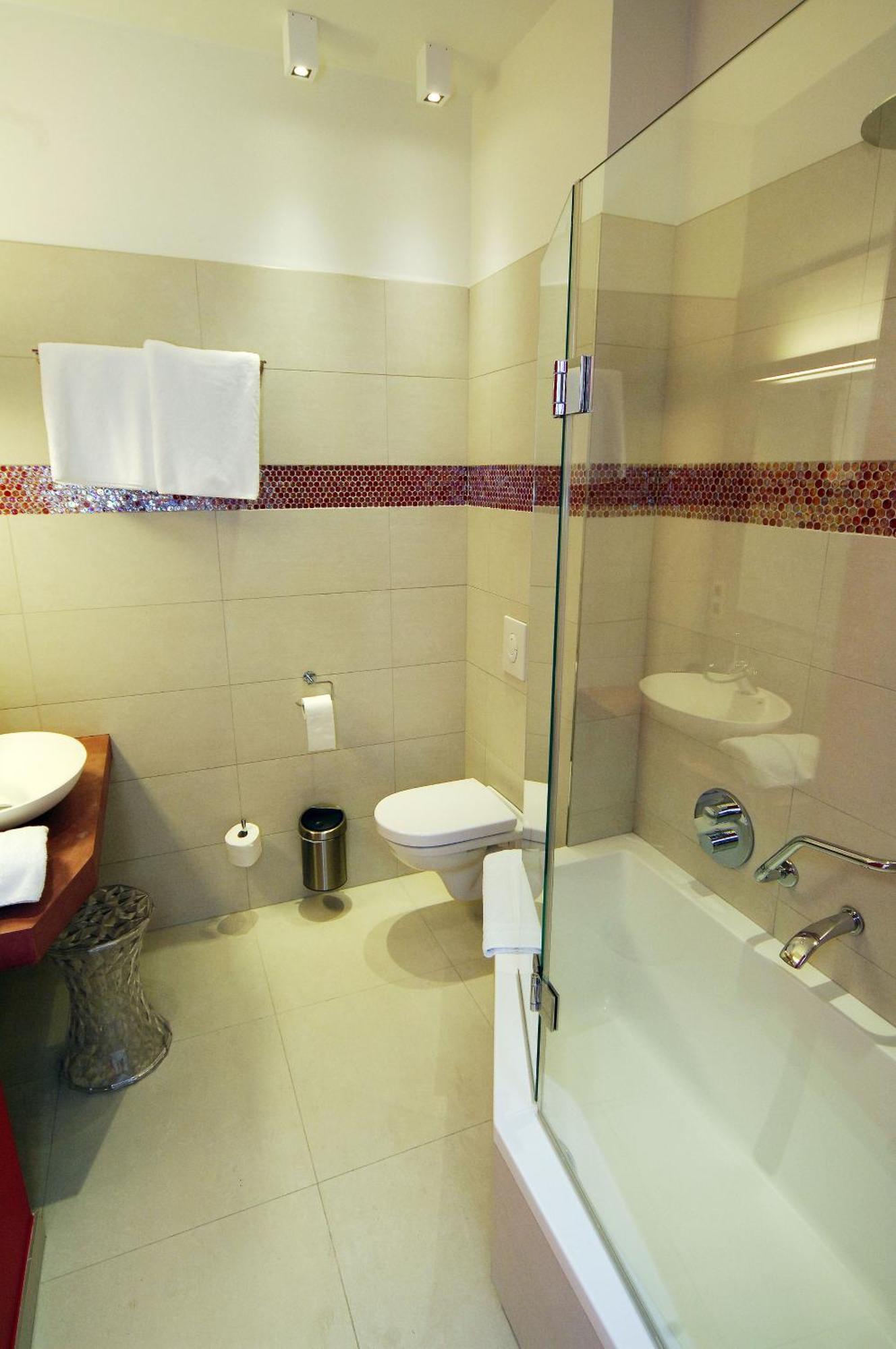 דורבורי Hotel Saint-Amour מראה חיצוני תמונה